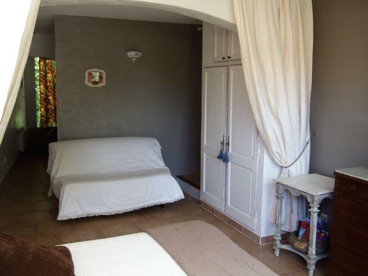Au Vallon Rouge Saint-Paul-de-Vence Ngoại thất bức ảnh